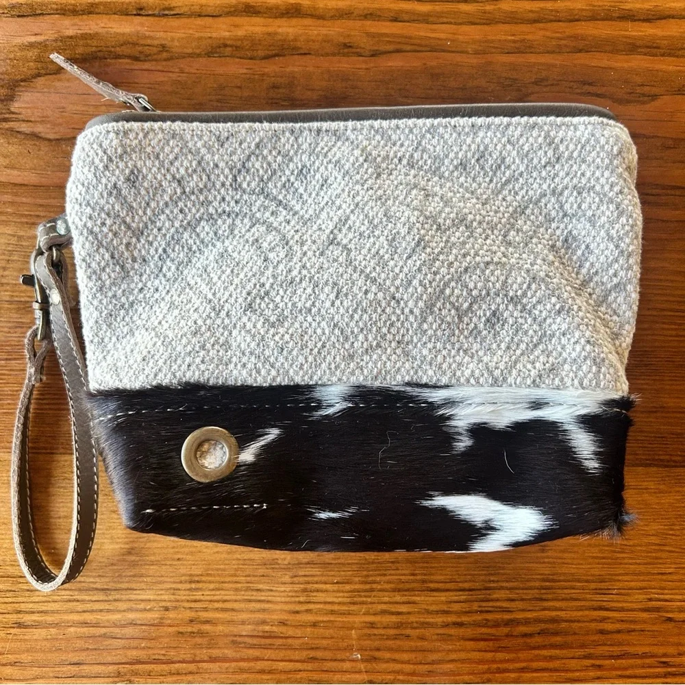 Western MYRA BAG Cosmetic‎ Bag Pouch Wristlet